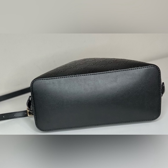 MICHAEL KORS Women’s Cindy Large Perforated Leather Backpack brand new with tag - Picture 4 of 6